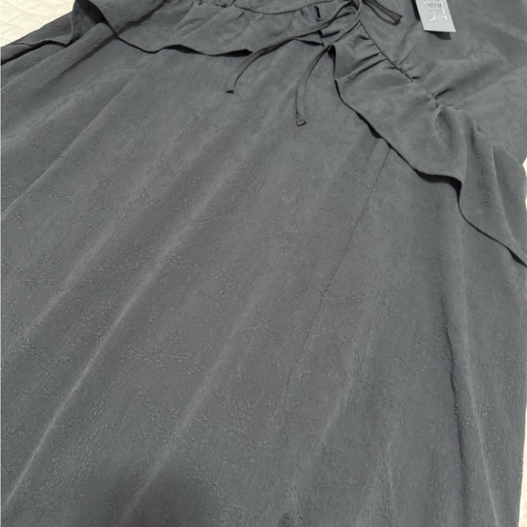 Disturbia Calliste Midi Dress - Picture 5 of 11